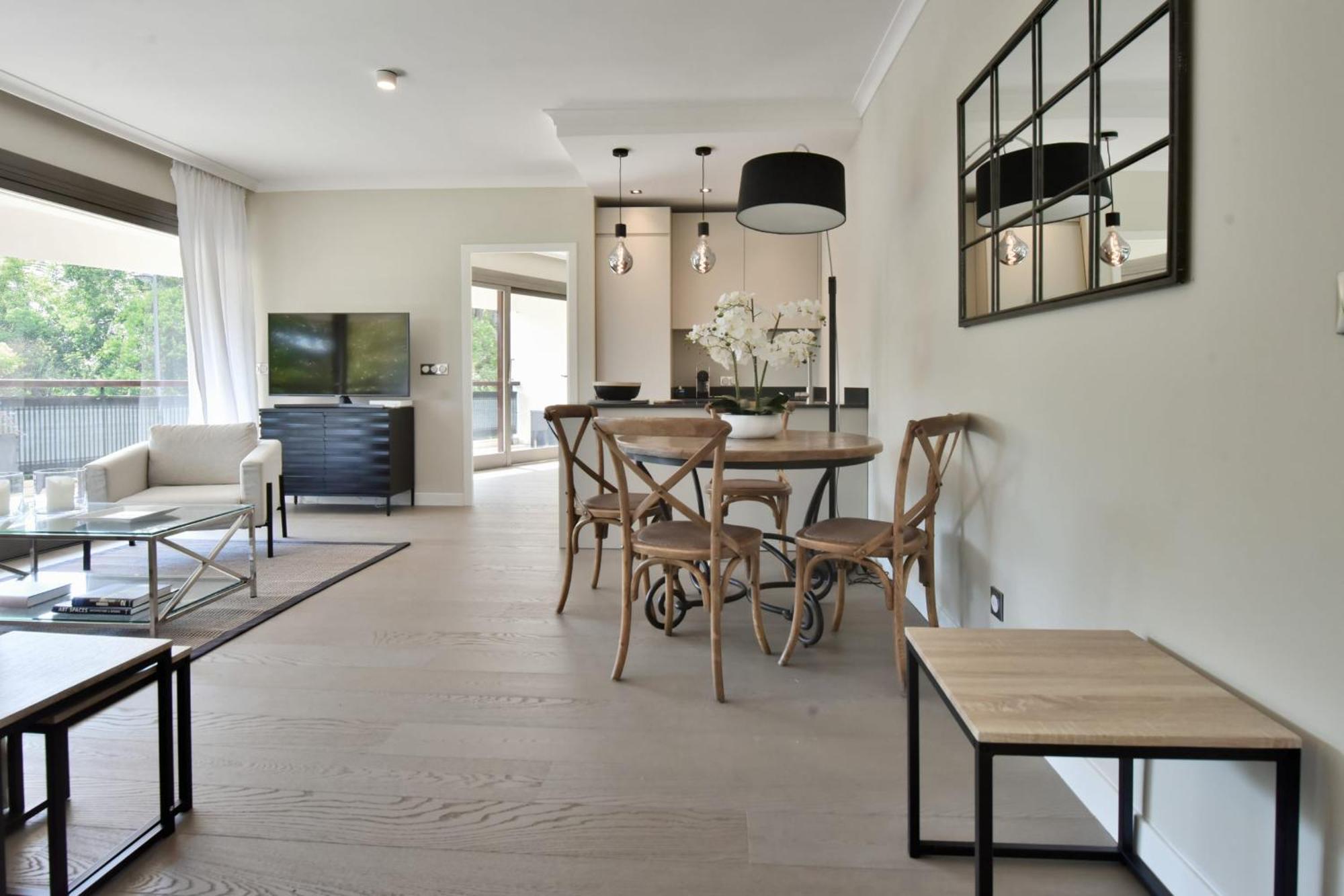 Cannes - 2-Br Flat 15-Min Walk To The Beaches מראה חיצוני תמונה
