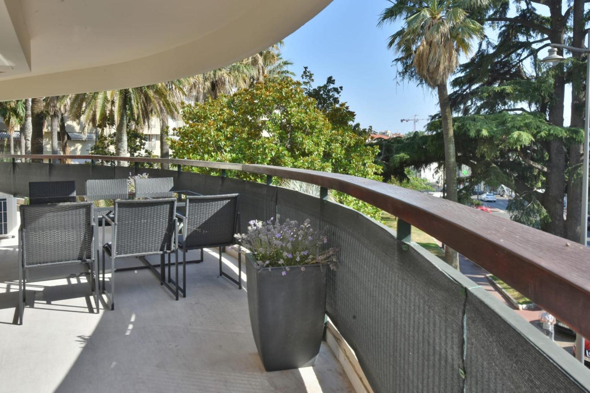 Cannes - 2-Br Flat 15-Min Walk To The Beaches מראה חיצוני תמונה